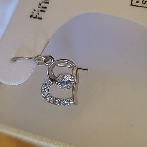 Never been Worn Heart Earrings
